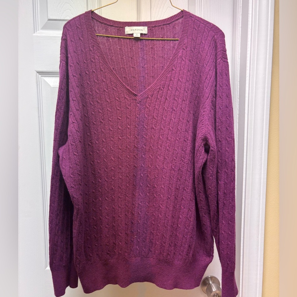 Merona Women’s Purple Cable Knit V-Neck Sweater Size 3